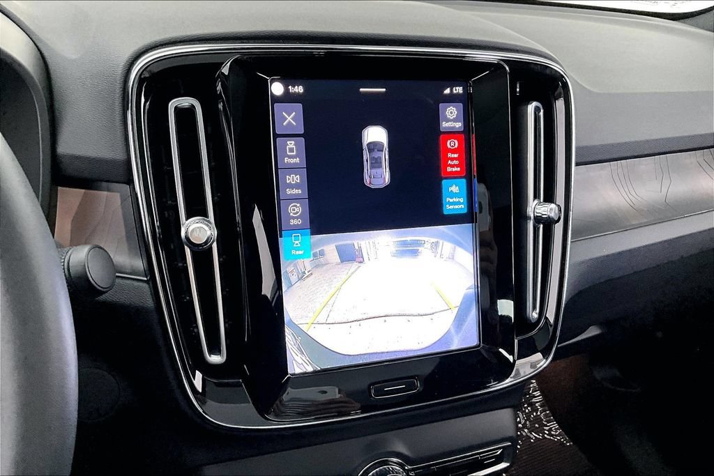 Certified 2023 Volvo C40 P8 Recharge Plus AWD/4WD image 28
