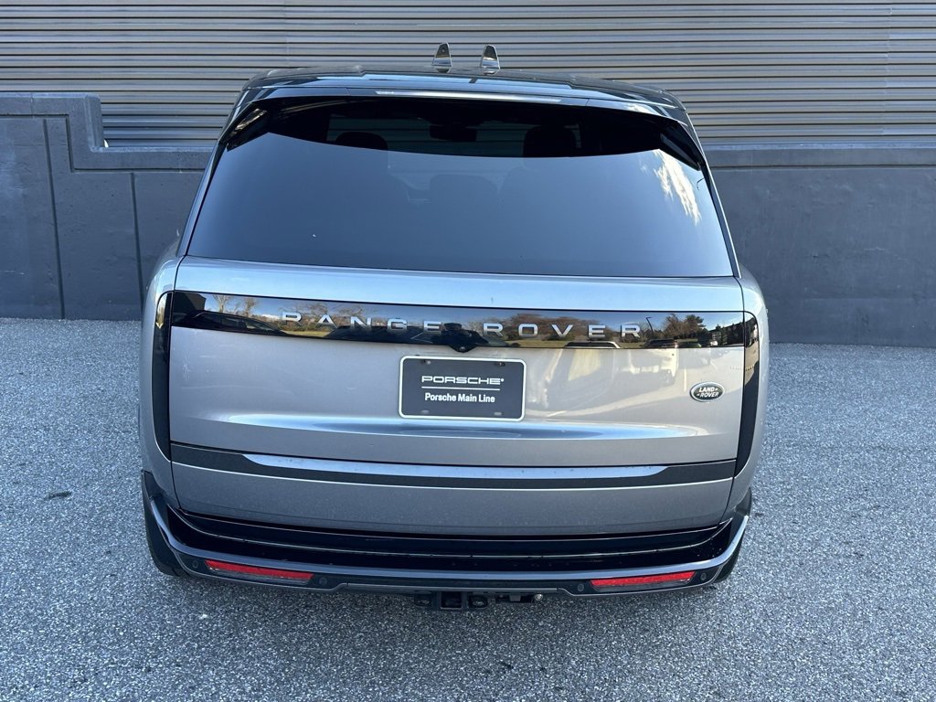 Used 2023 Land Rover Range Rover SE image 7