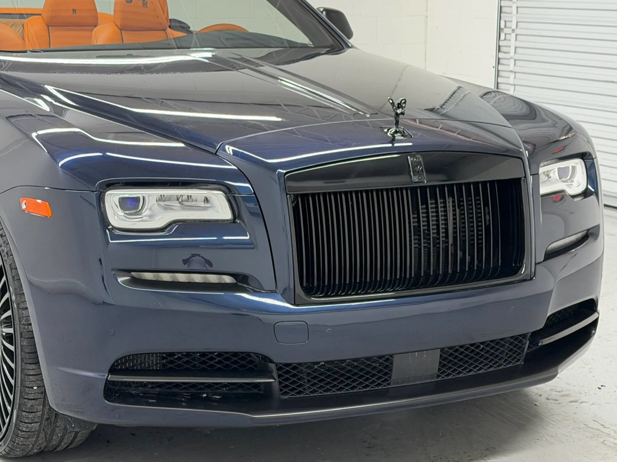 Used 2017 Rolls-Royce Dawn RWD image 91