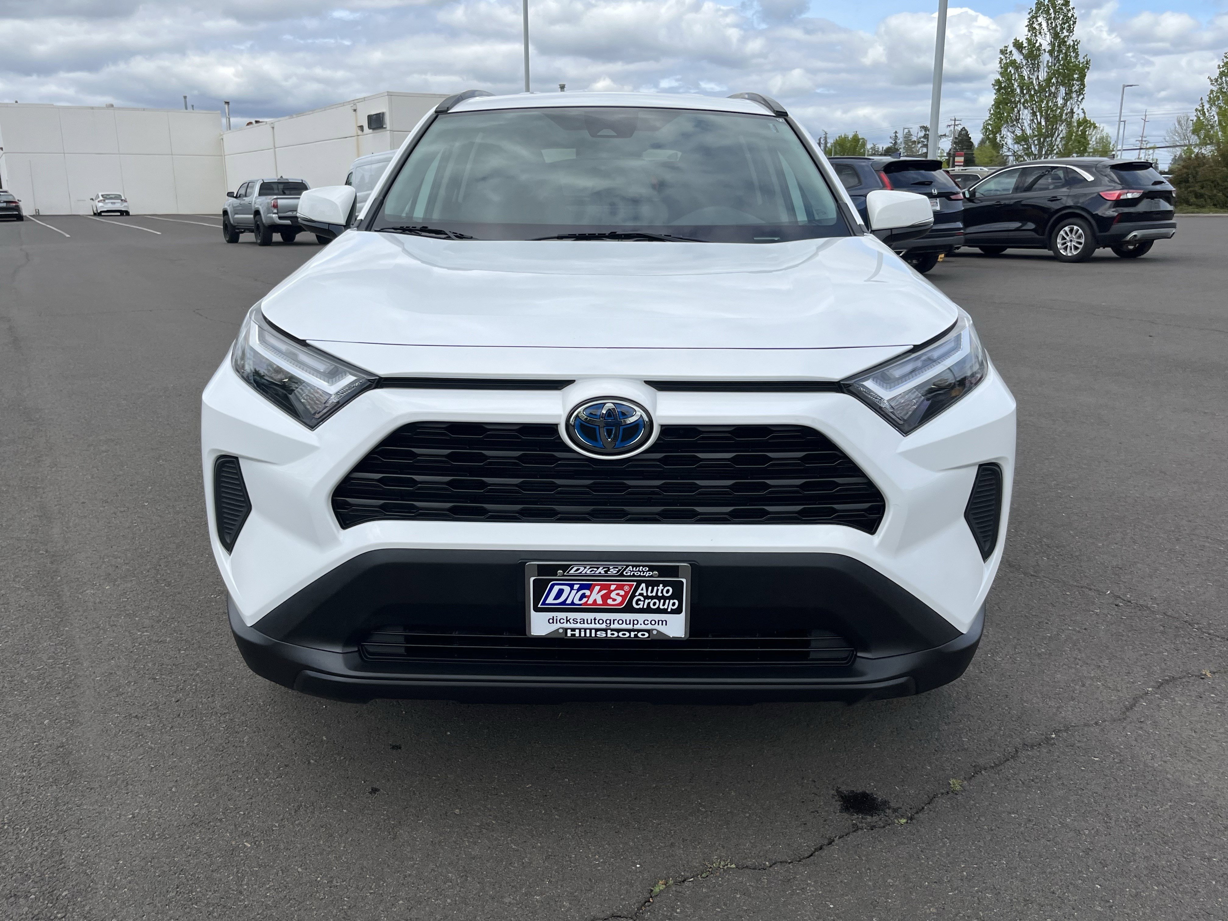Used 2024 Toyota RAV4 LE AWD/4WD image 14