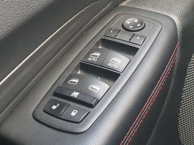 Used 2023 Dodge Durango R/T w/ Blacktop Package RWD image 30