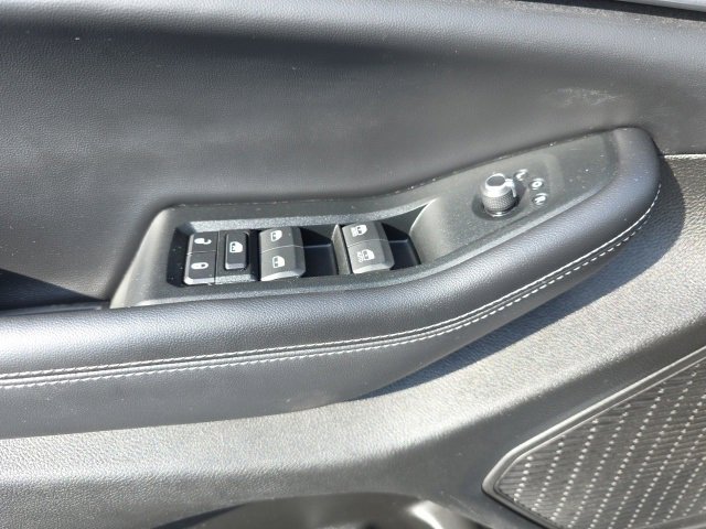 Used 2024 Jeep Grand Cherokee L Limited w/ Luxury Tech Group II image 12