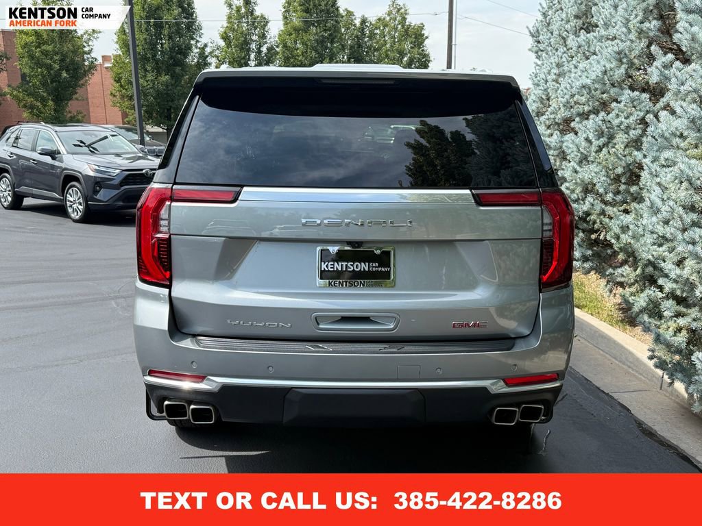 Used 2025 GMC Yukon XL Denali image 7