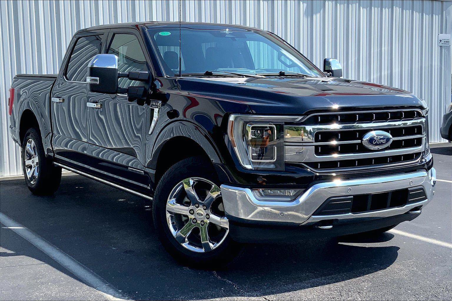 Used 2023 Ford F150 Lariat w/ Equipment Group 502A High AWD/4WD image 2