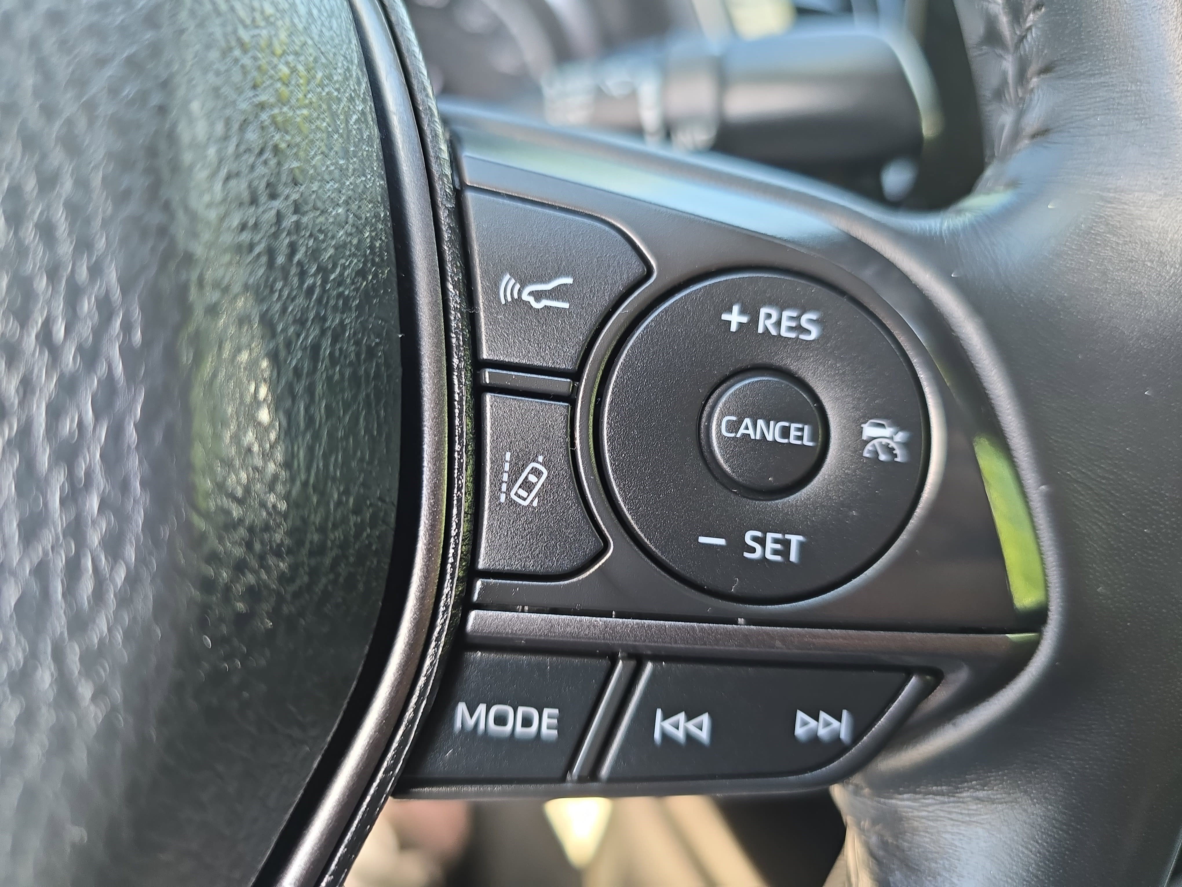 Used 2023 Toyota Camry SE FWD image 16