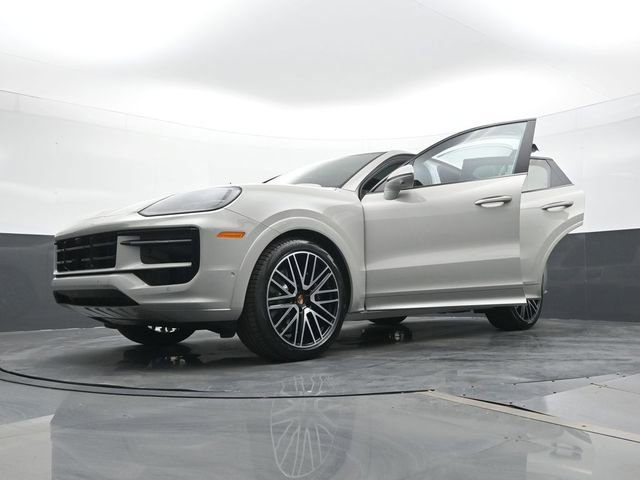 New 2026 Porsche Cayenne GTS image 31