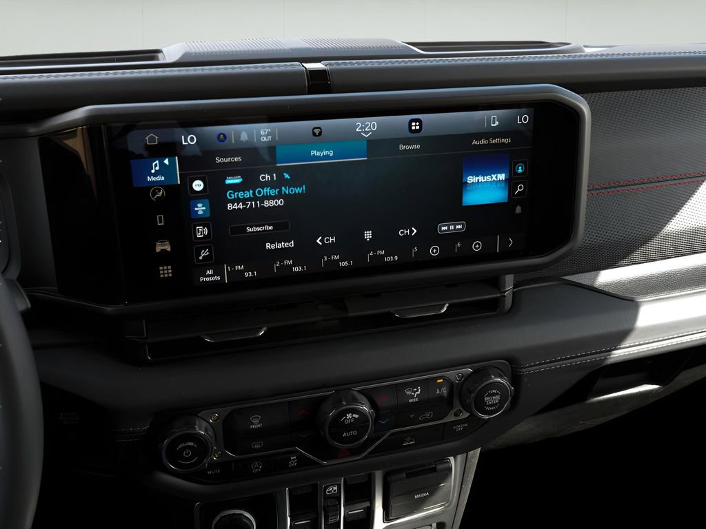 Used 2025 Jeep Wrangler Unlimited Rubicon image 22