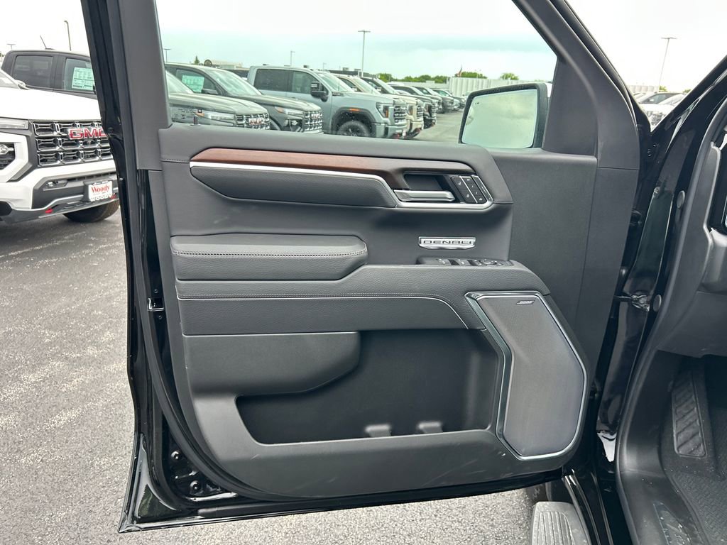 New 2026 GMC Sierra 1500 Denali AWD/4WD image 17