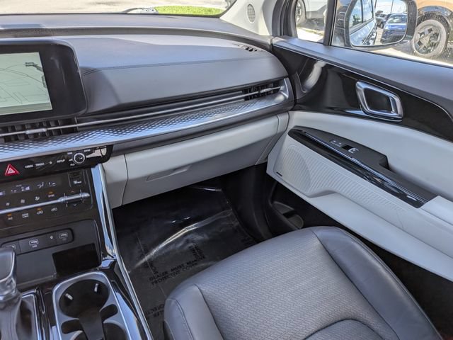Certified 2024 Kia Carnival SX Prestige FWD image 17