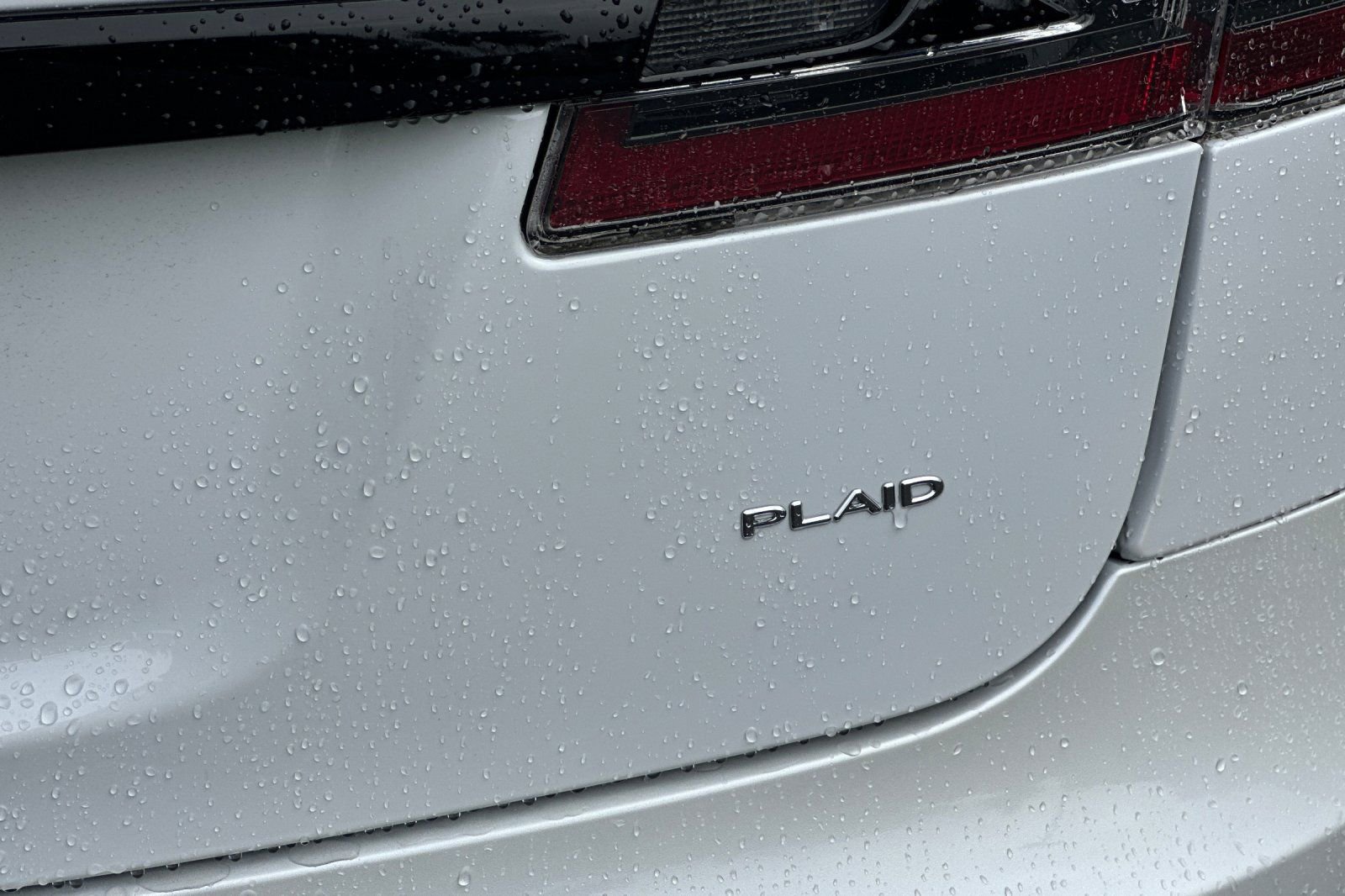 Used 2021 Tesla Model S Plaid image 24