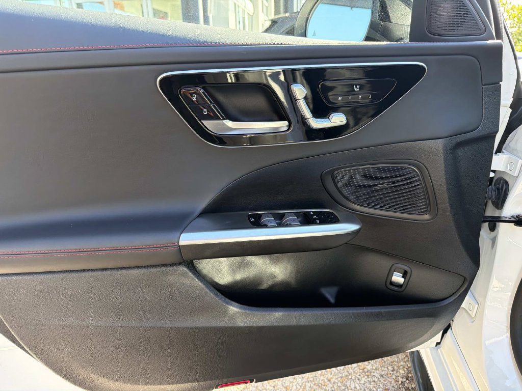 Used 2024 Mercedes-Benz C 43 AMG 4MATIC Sedan image 19