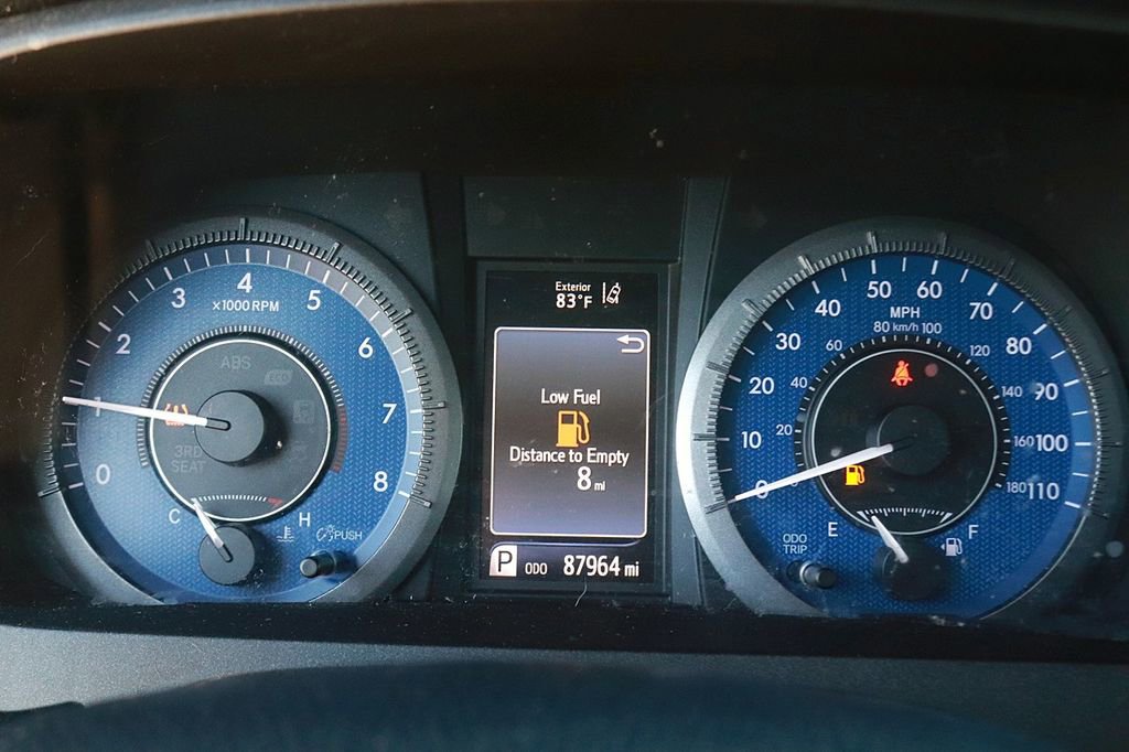 Used 2020 Toyota Sienna LE FWD image 19