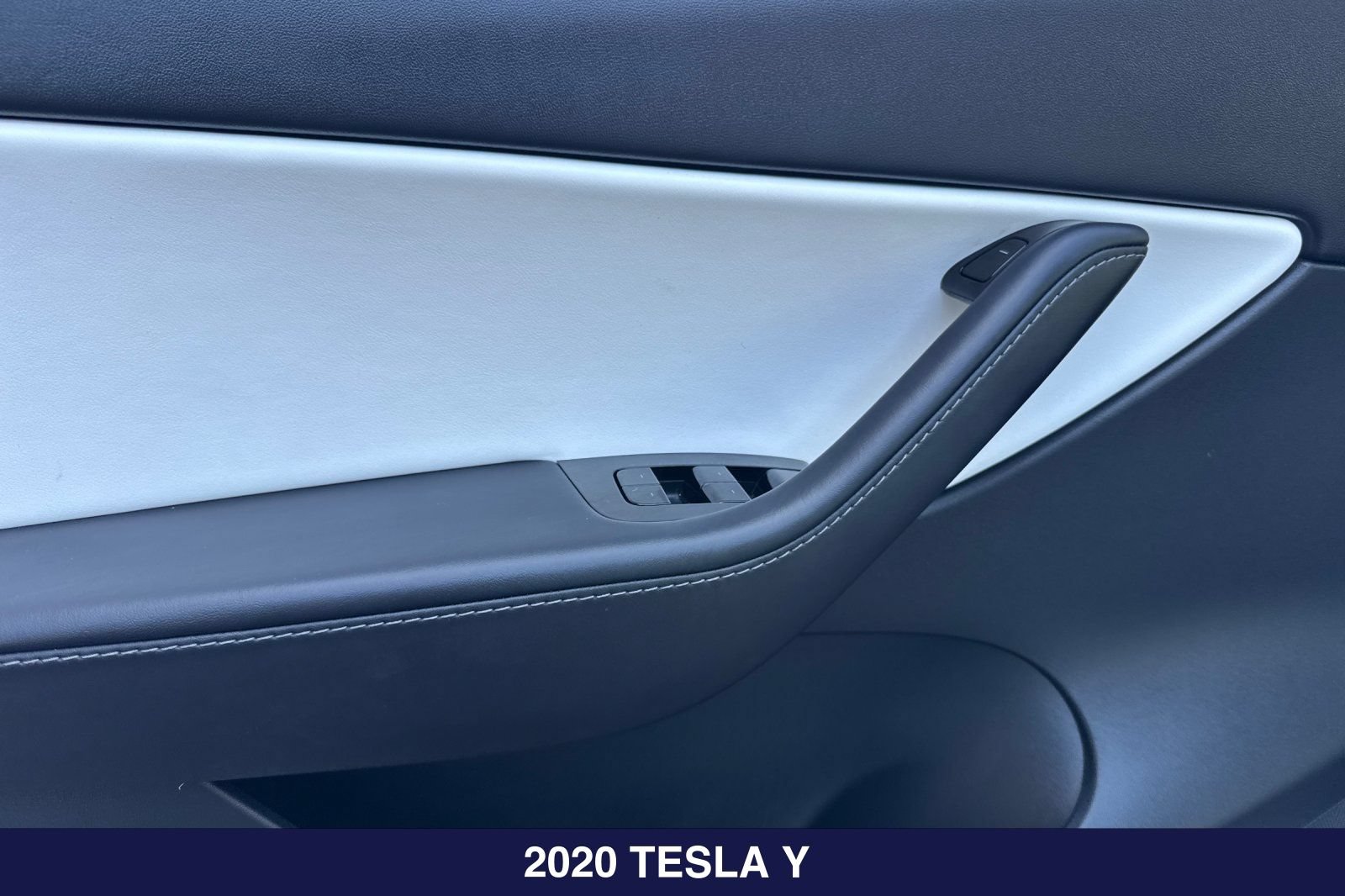 Used 2020 Tesla Model Y Long Range AWD/4WD image 12