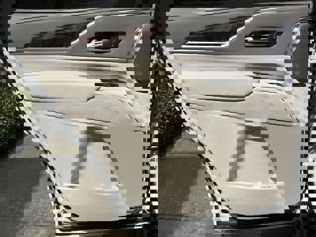 Certified 2024 Cadillac Escalade Sport Platinum AWD/4WD image 27