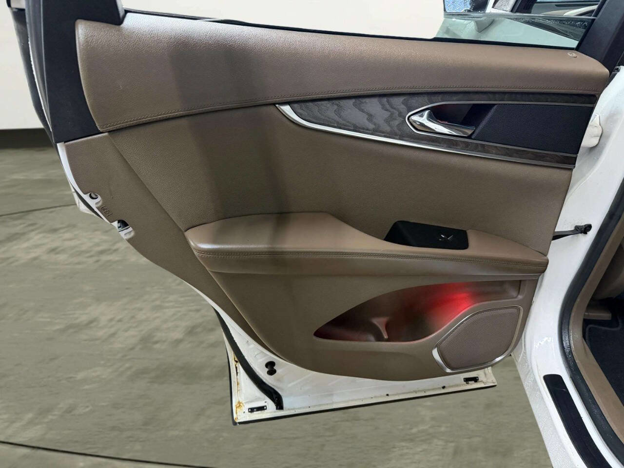 Used 2016 Lincoln MKX Reserve w/ Equipment Group 102A image 21