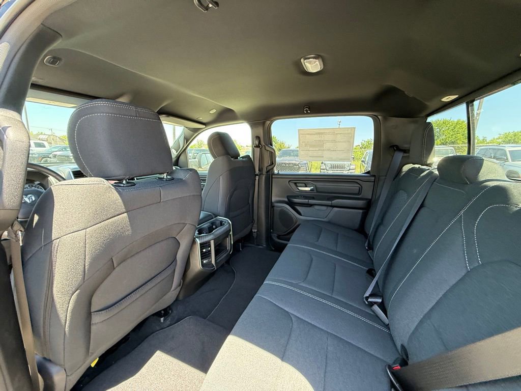 New 2026 RAM 1500 Express AWD/4WD image 25