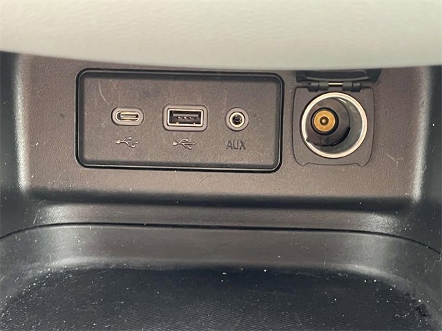 Used 2023 Chevrolet Equinox LT w/ LPO, Floor Liner Package image 21