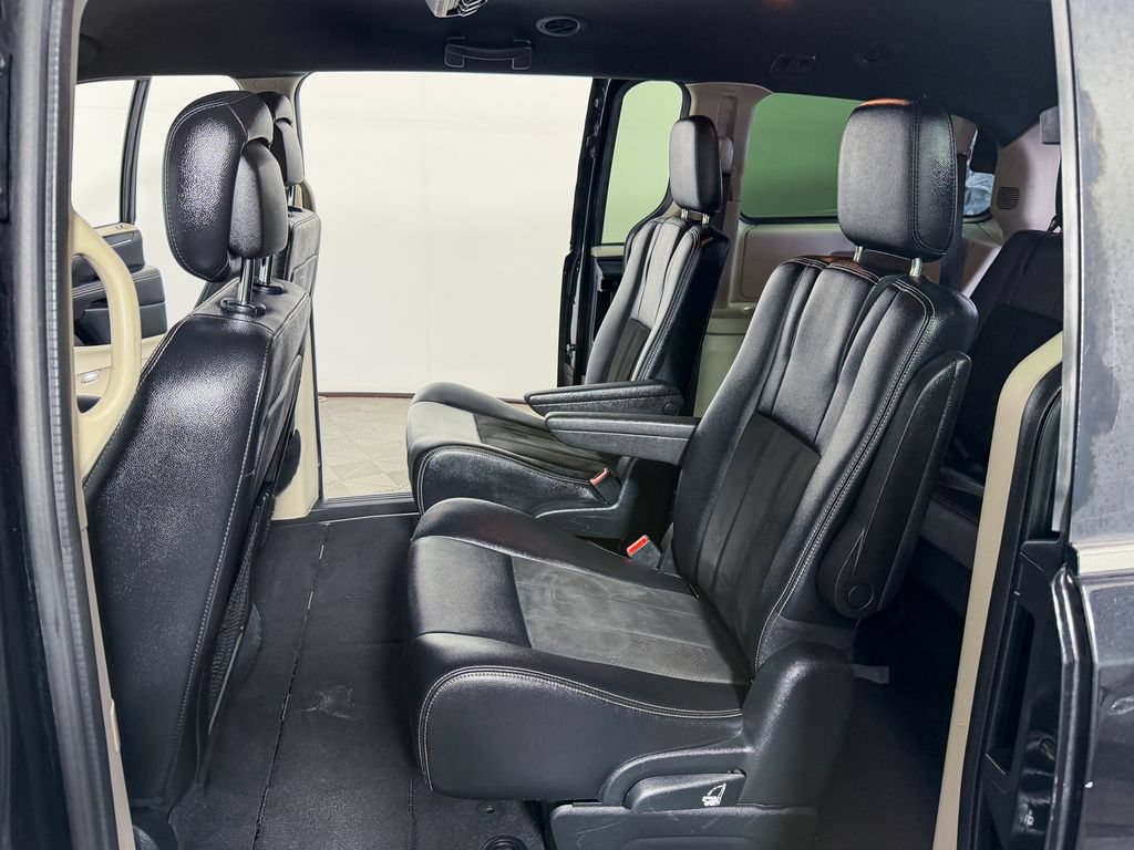 Used 2019 Dodge Grand Caravan SXT FWD image 27