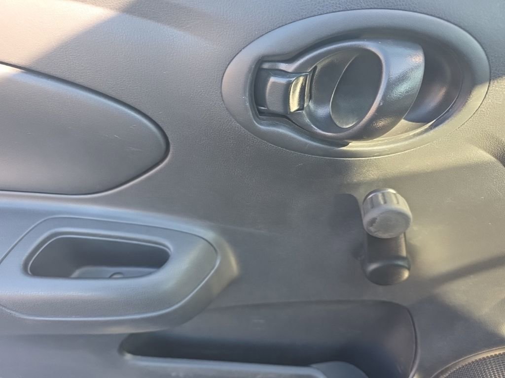 Used 2017 Nissan Versa S Plus image 17