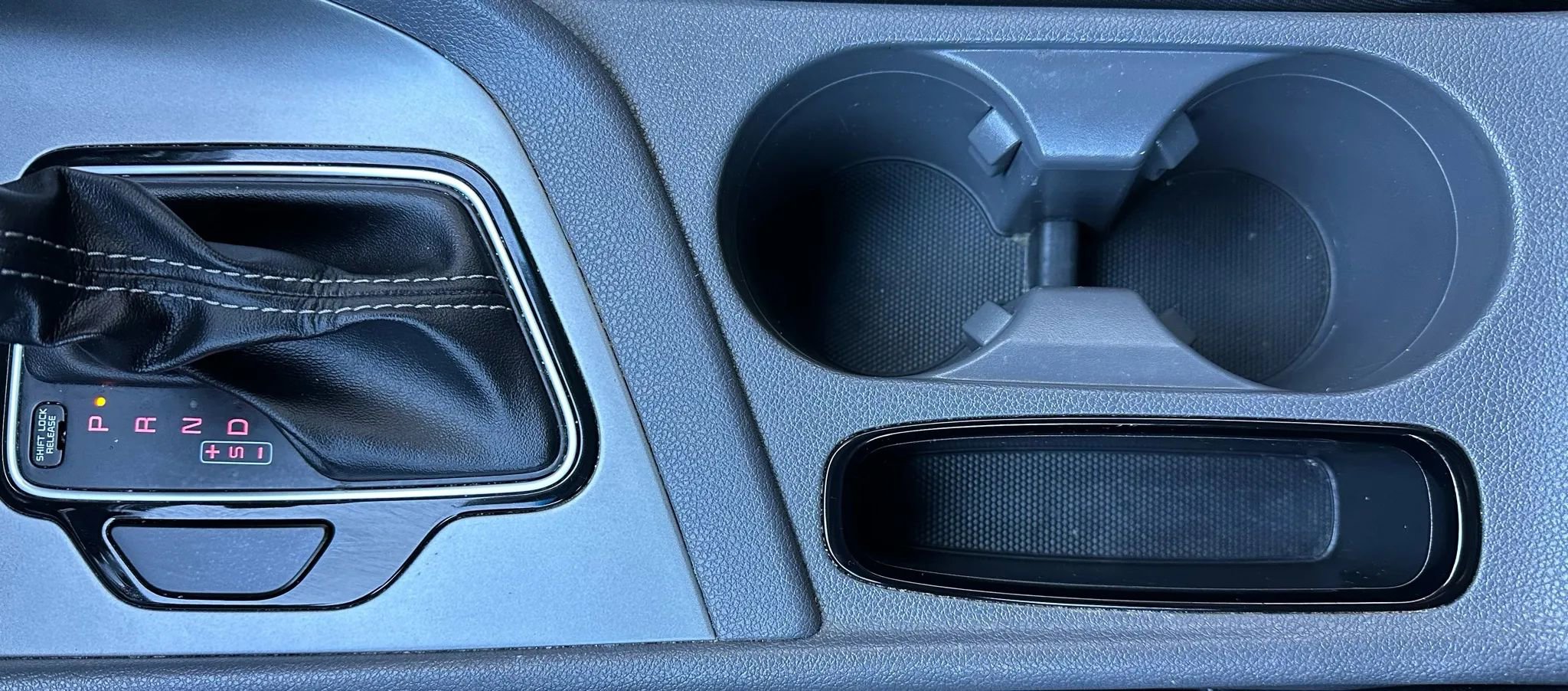 Used 2018 Kia Niro LX image 22