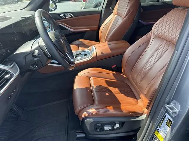Used 2024 BMW X5 xDrive40i w/ Premium Package AWD/4WD image 8