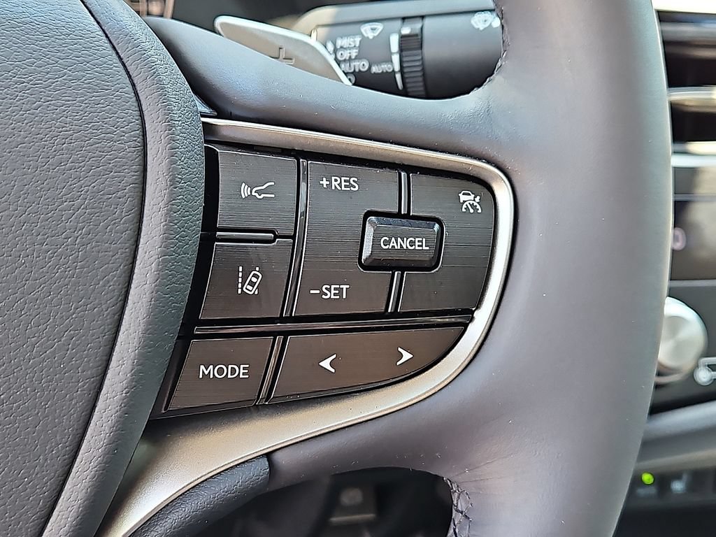 Used 2023 Lexus ES 250 w/ Premium Package AWD/4WD image 23