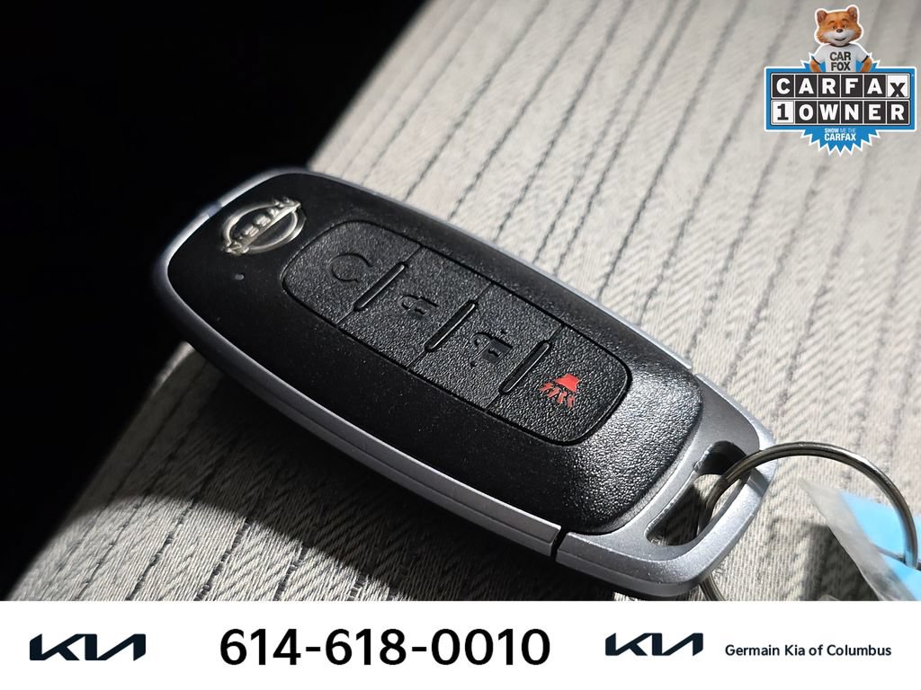 Used 2023 Nissan Rogue SV AWD/4WD image 34