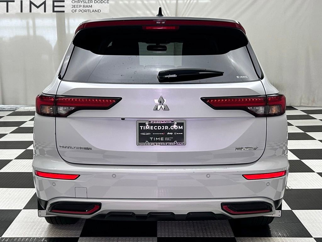 Used 2024 Mitsubishi Outlander Ralliart image 7