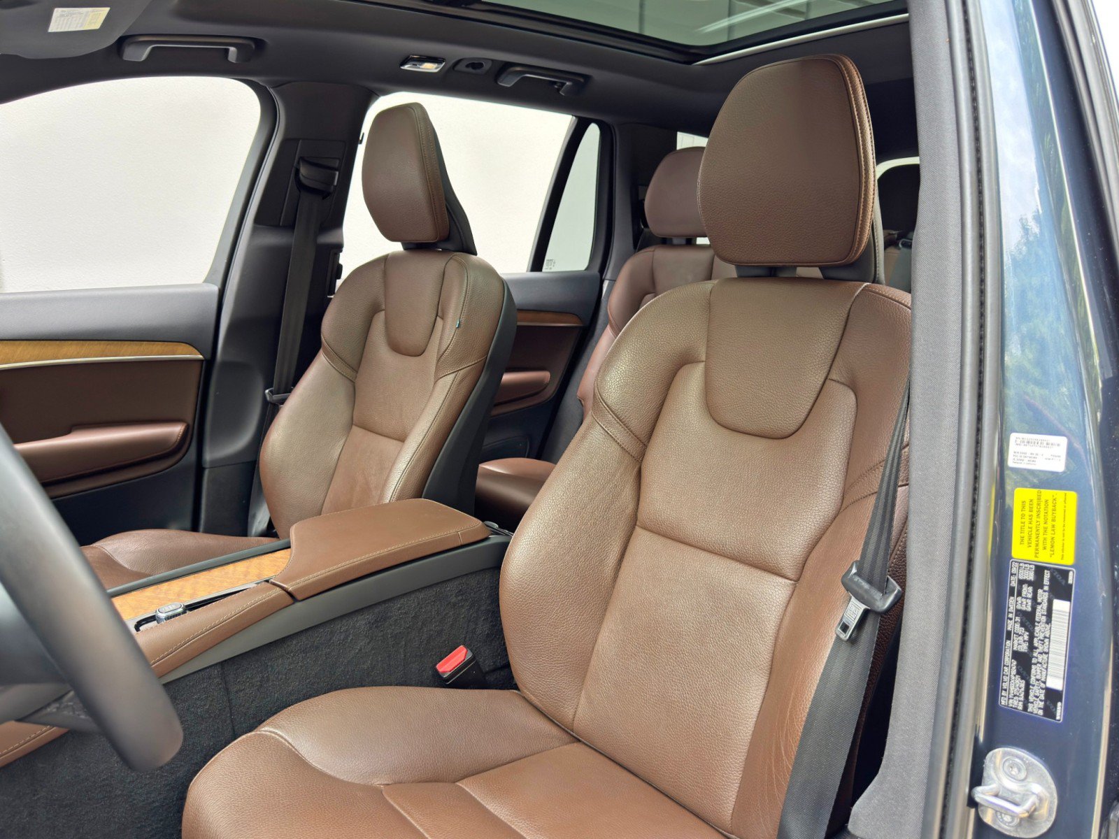 Used 2023 Volvo XC90 T8 Core AWD/4WD image 40