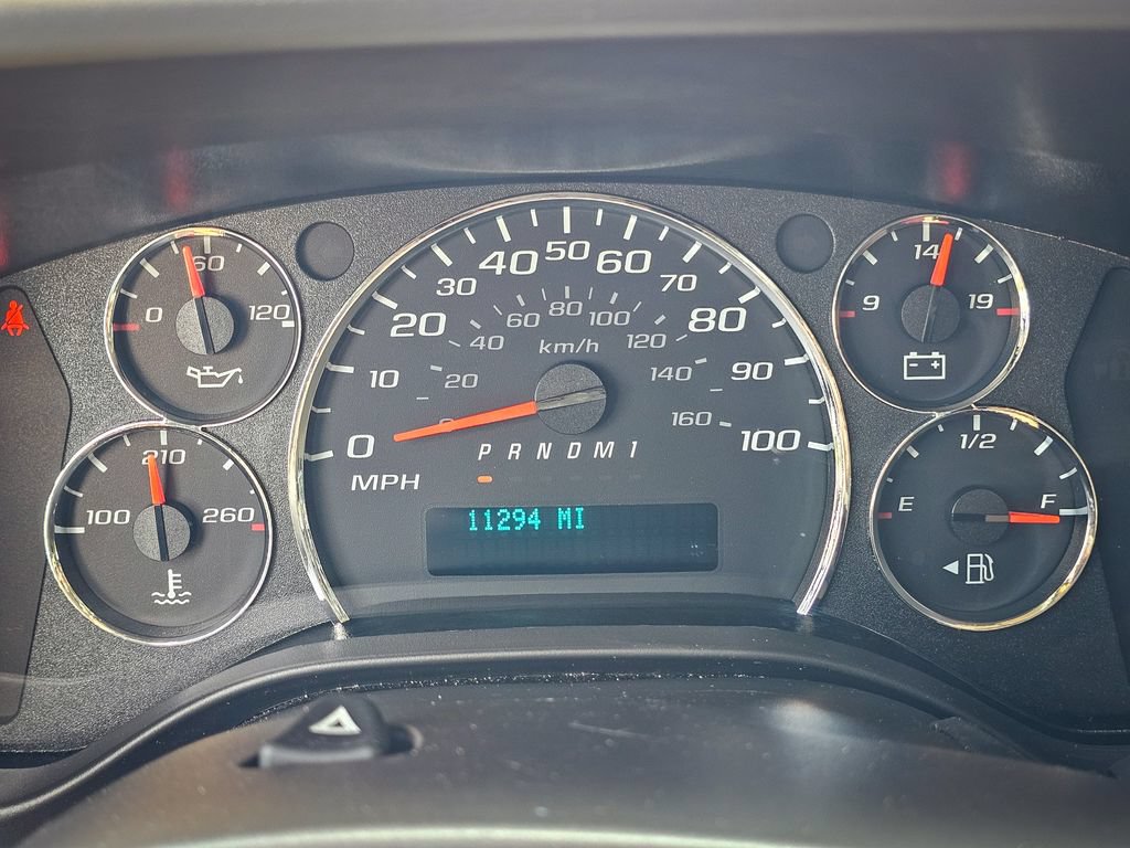 Used 2025 GMC Savana 2500 w/ Driver Convenience Package RWD image 14