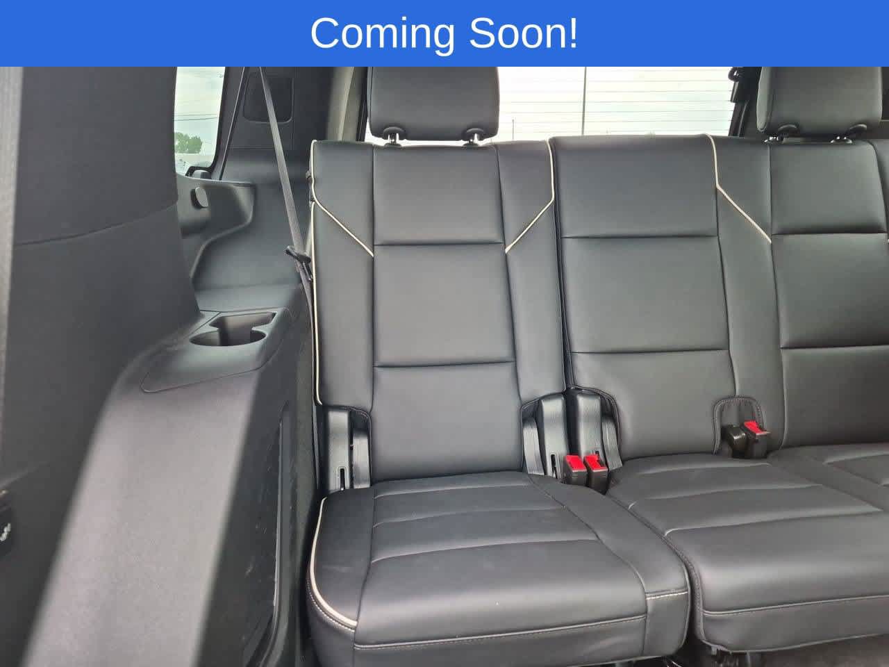 Used 2023 Cadillac Escalade Premium Luxury AWD/4WD image 22