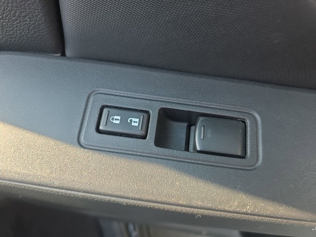 Used 2022 Nissan Frontier S w/ Technology Package RWD image 32