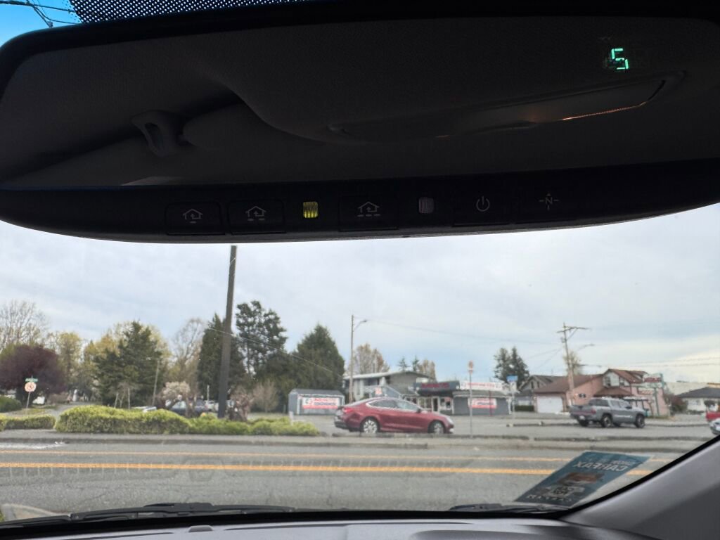 Used 2013 Hyundai Elantra GLS image 19