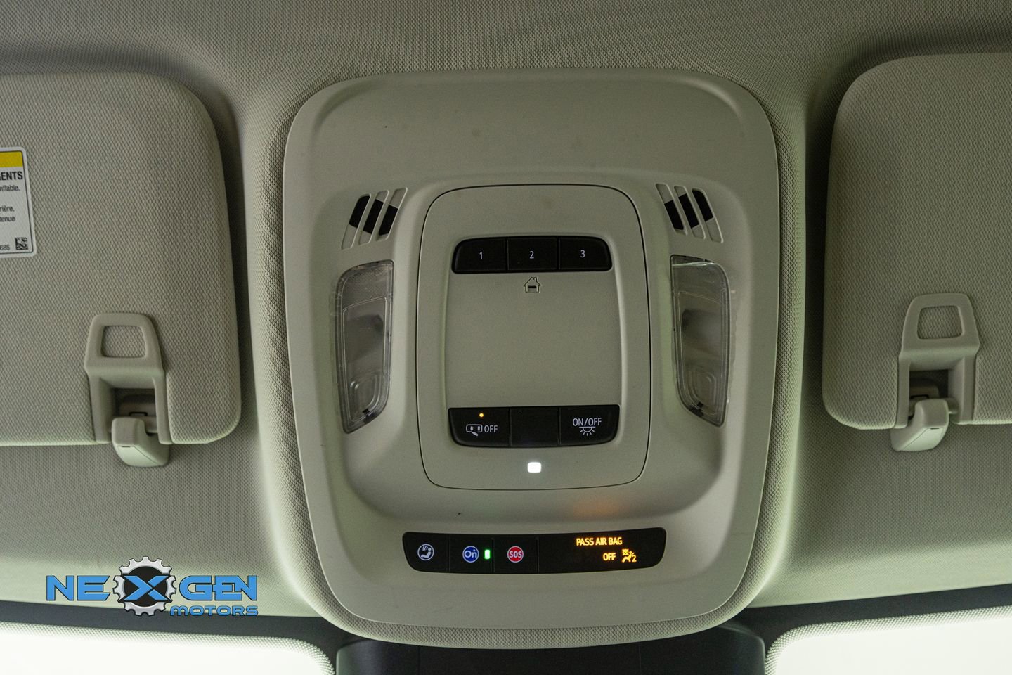 Used 2025 Buick Envision Preferred image 20