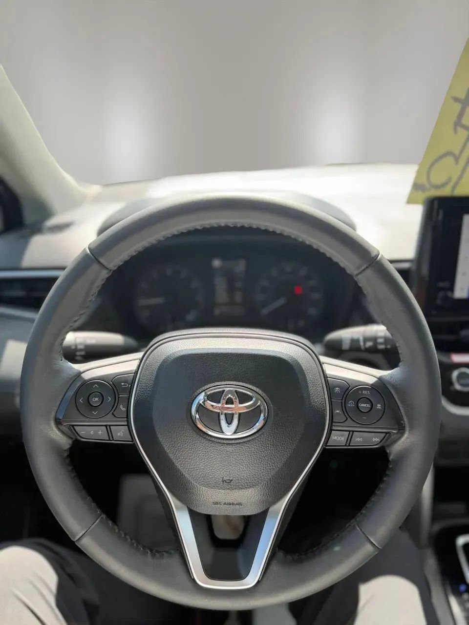 Used 2024 Toyota Corolla Cross LE FWD image 15