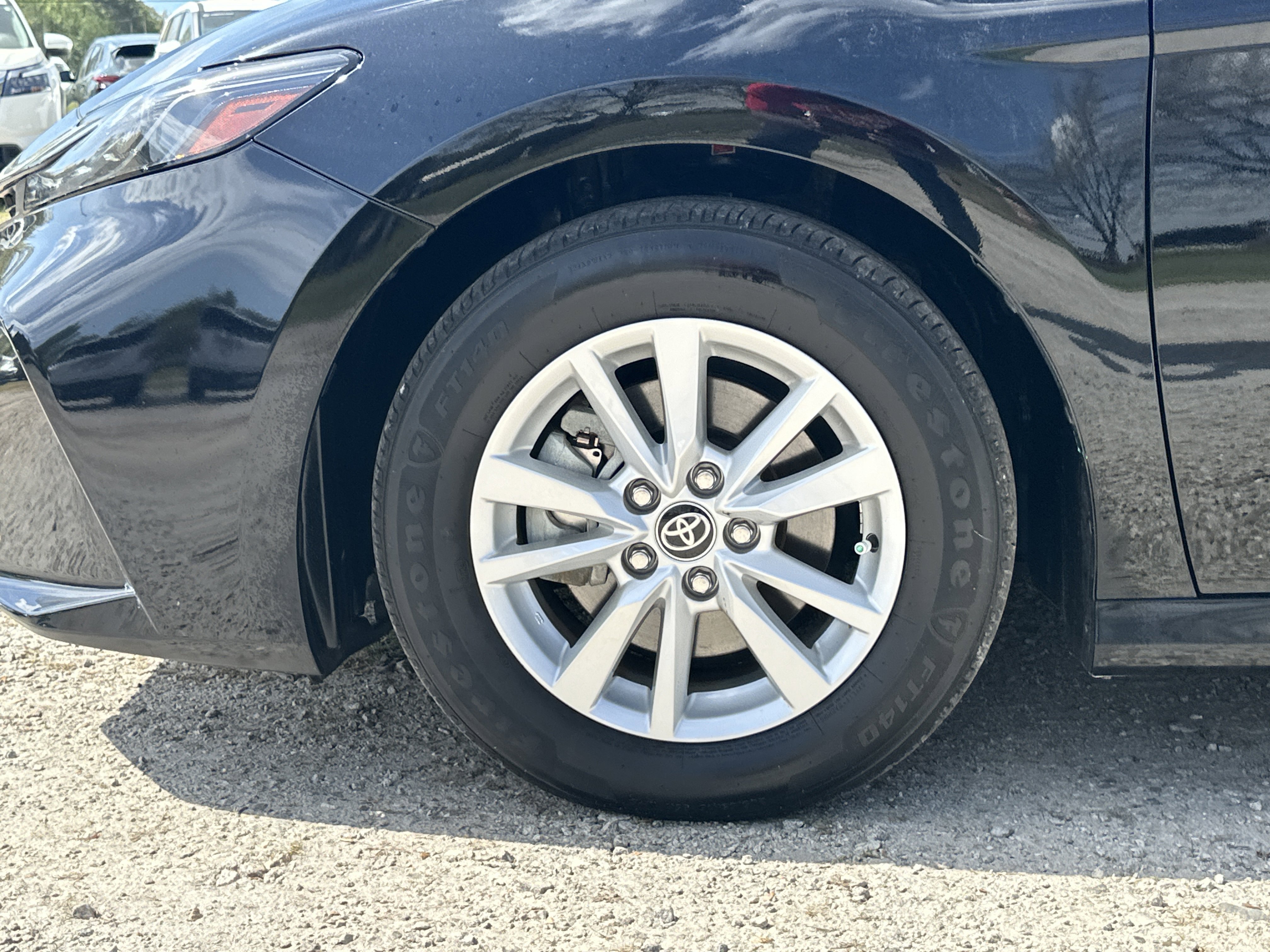 Used 2025 Toyota Camry LE image 11