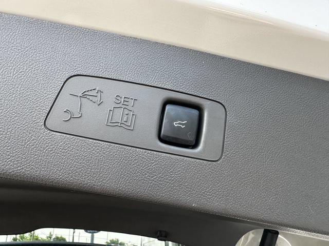 Certified 2024 Lincoln Corsair AWD w/ Equipment Group 101A image 45