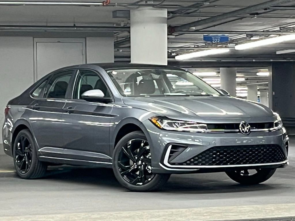 New 2026 Volkswagen Jetta SE FWD image 2