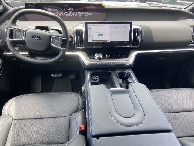 New 2026 Ford Expedition Platinum w/ Stealth Appearance Package AWD/4WD image 6
