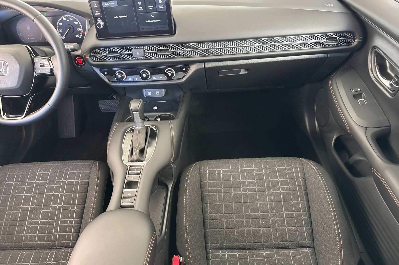 Certified 2026 Honda HR-V Sport image 30