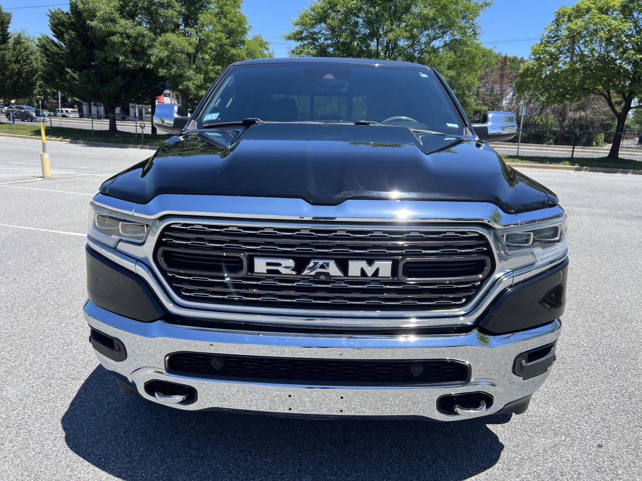 Used 2019 RAM 1500 Limited AWD/4WD image 3