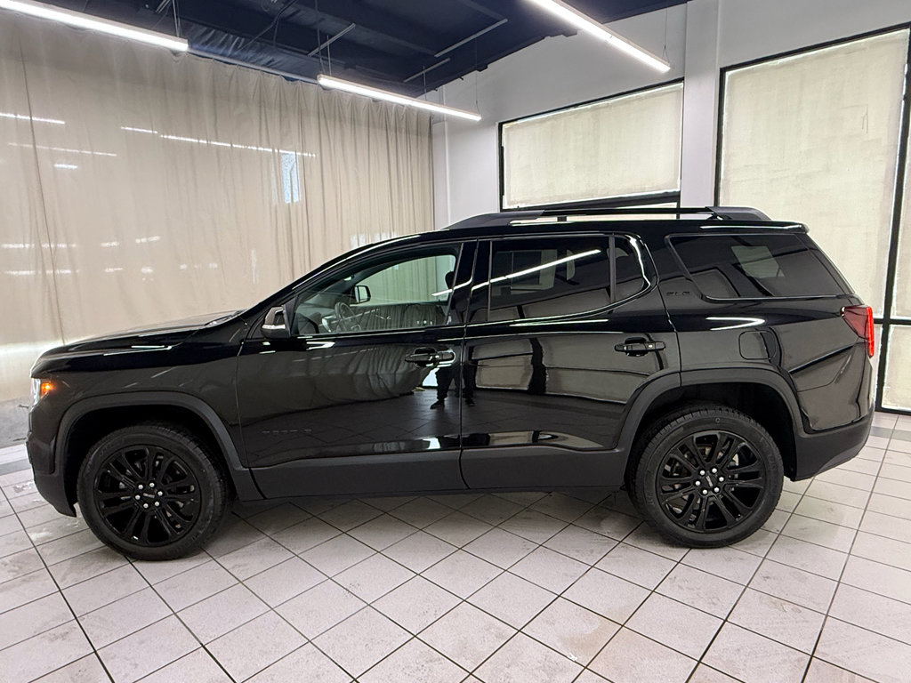 Certified 2023 GMC Acadia SLE w/ Driver Convenience Package FWD image 9