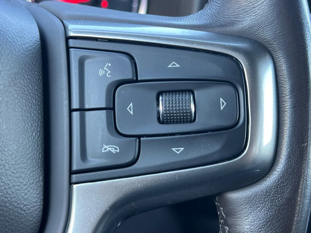 Used 2021 Chevrolet Silverado 2500 LTZ w/ LTZ Convenience Package RWD image 12