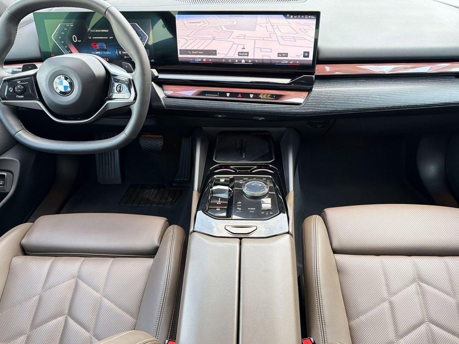 Certified 2025 BMW 540i xDrive AWD/4WD image 15