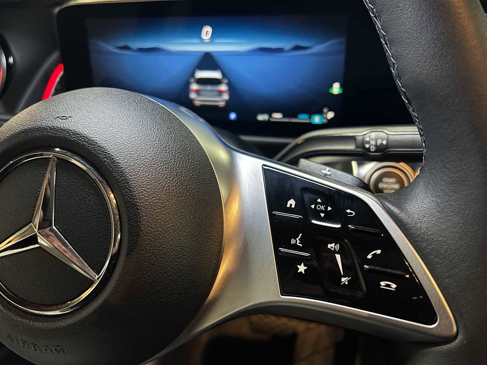 Certified 2025 Mercedes-Benz GLB 250 4MATIC image 28