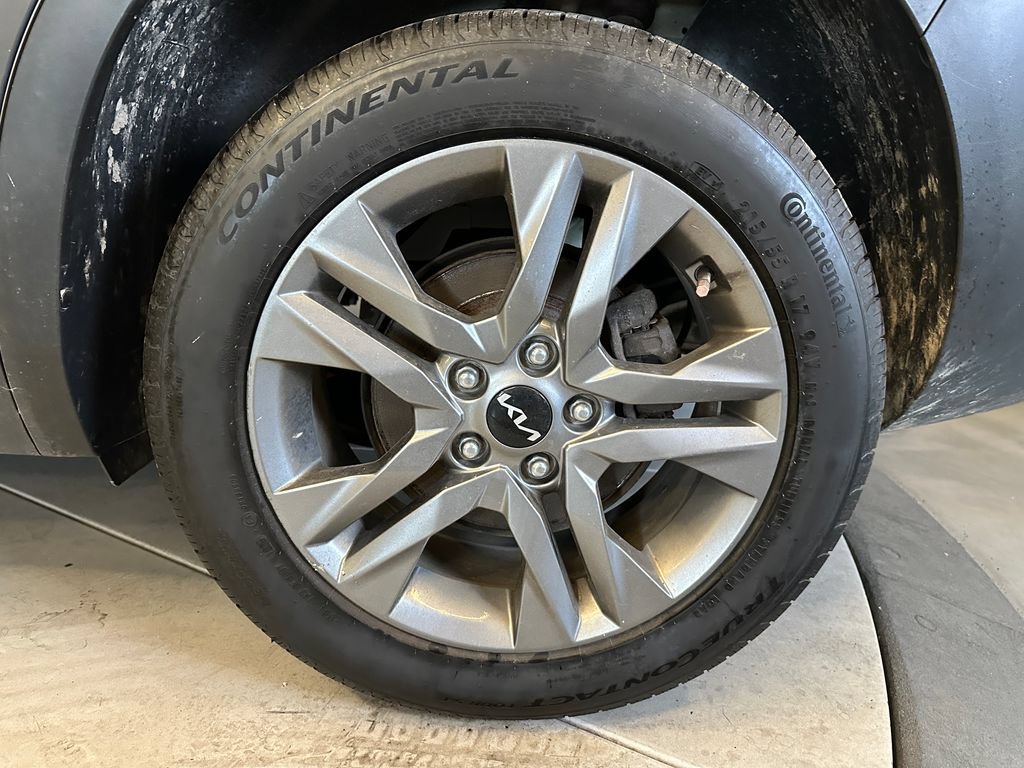 Used 2023 Kia Seltos LX AWD/4WD image 25
