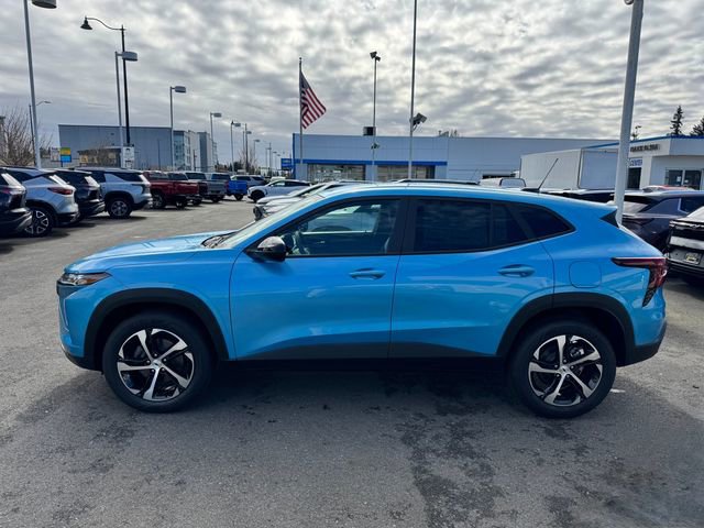 New 2026 Chevrolet Trax RS FWD image 2