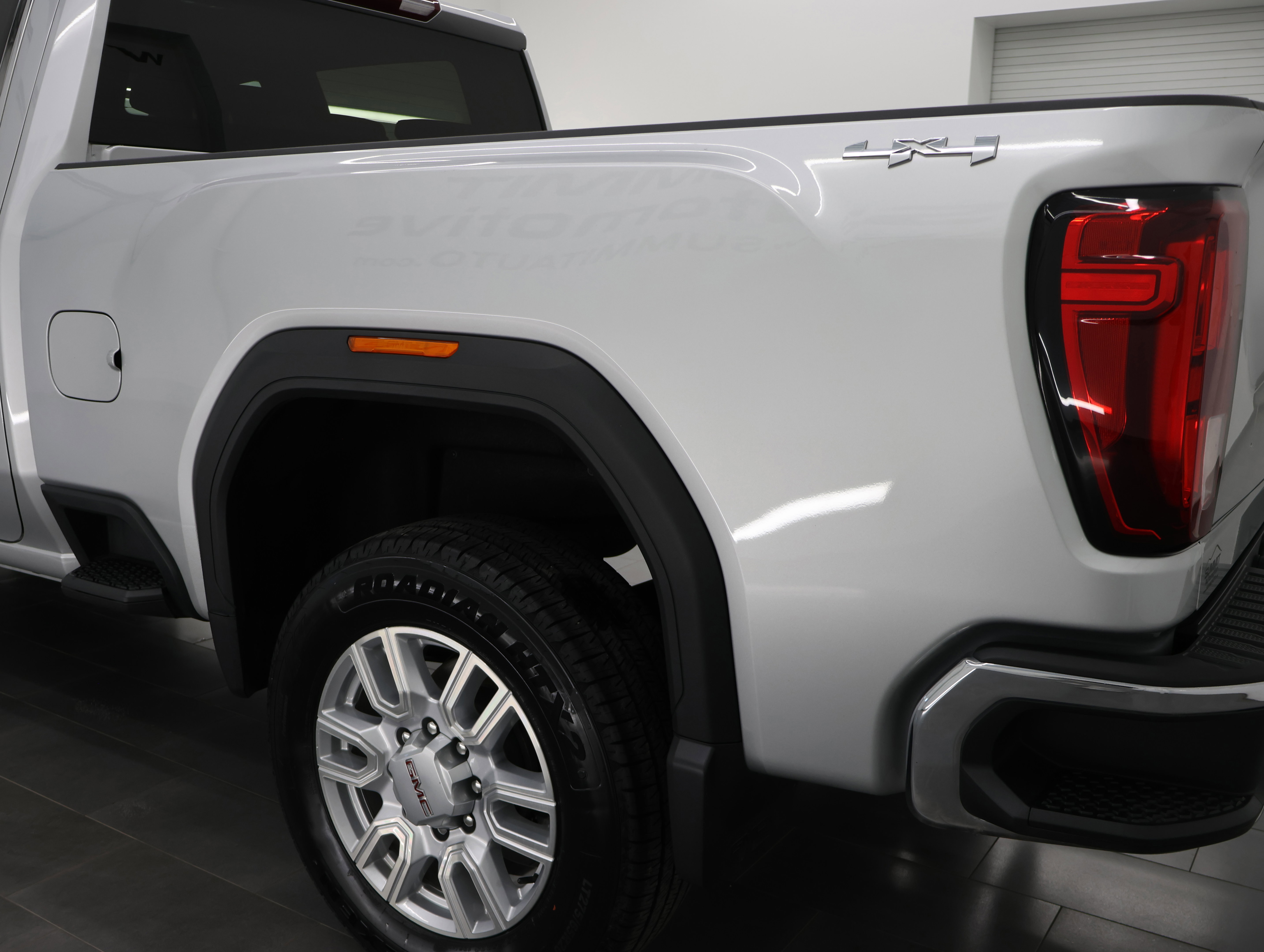 Used 2023 GMC Sierra 2500 SLE w/ SLE Convenience Package AWD/4WD image 32