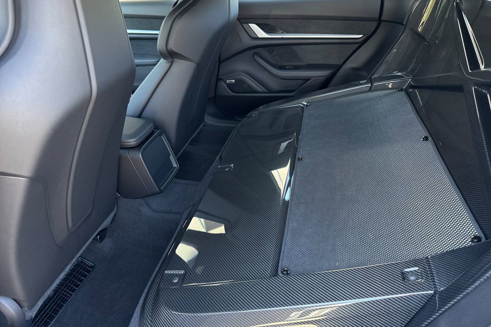 New 2025 Porsche Taycan Turbo GT image 15