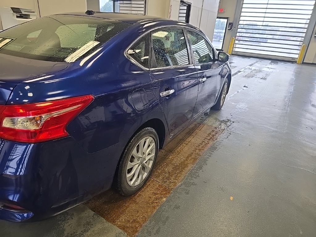 Used 2019 Nissan Sentra SV FWD image 3